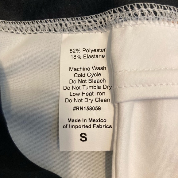 Pokémon Sword & Shield Leggings - Picture 3 of 3